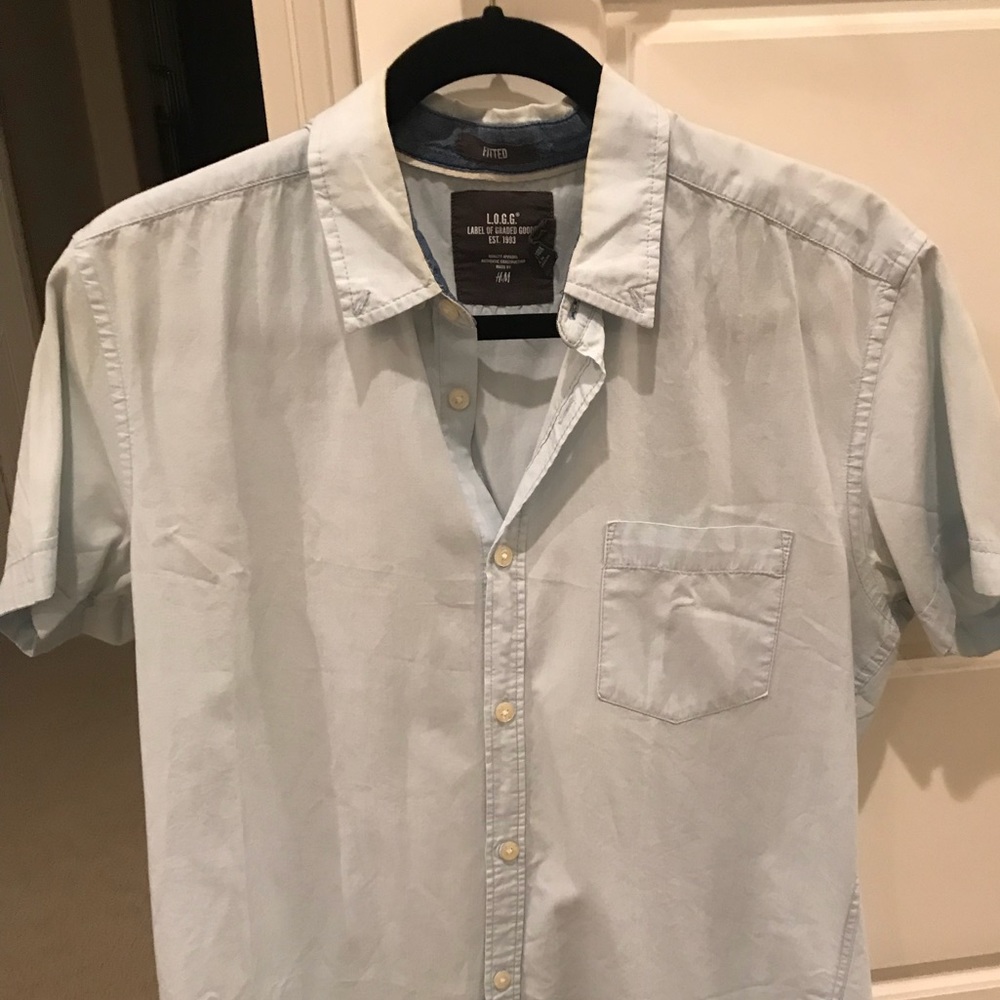 H&M fitted short sleeve dress shirt/polo